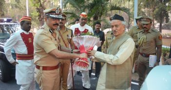 Maharashtra Governor attends State Police