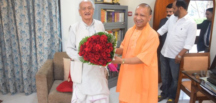 Uttar Pradesh CM Yogi Adityanath met Maharashtra Governor Bhagat Singh Koshyari at Raj Bhavan